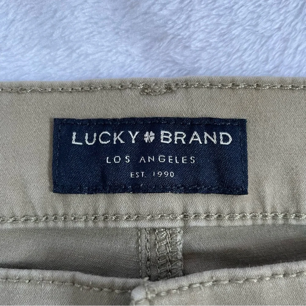 Lucky Brand Men’s Jeans Size‎ 33 x 32 121 Slim Straight Leg EUC